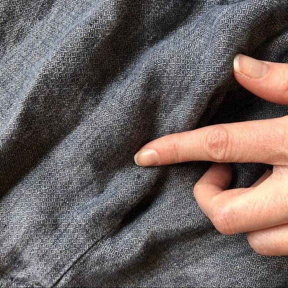 Theory Grey Pleated Tapered Career Style Pants Womens 2 Slacks Trousers Office - Picture 6 of 8